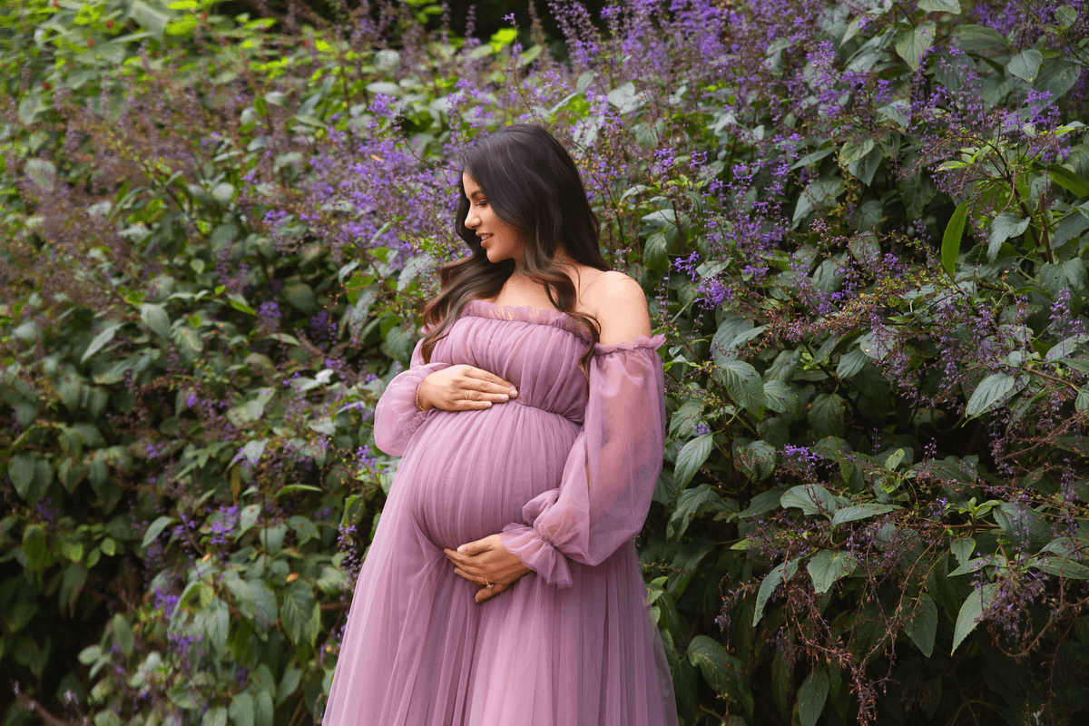Beautiful maternity photograph of a mother-to-be 2